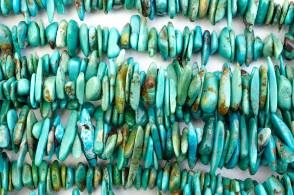 Top Drill Long Chip Blue Green Tibetan Stabilized Turquoise Bead Strands