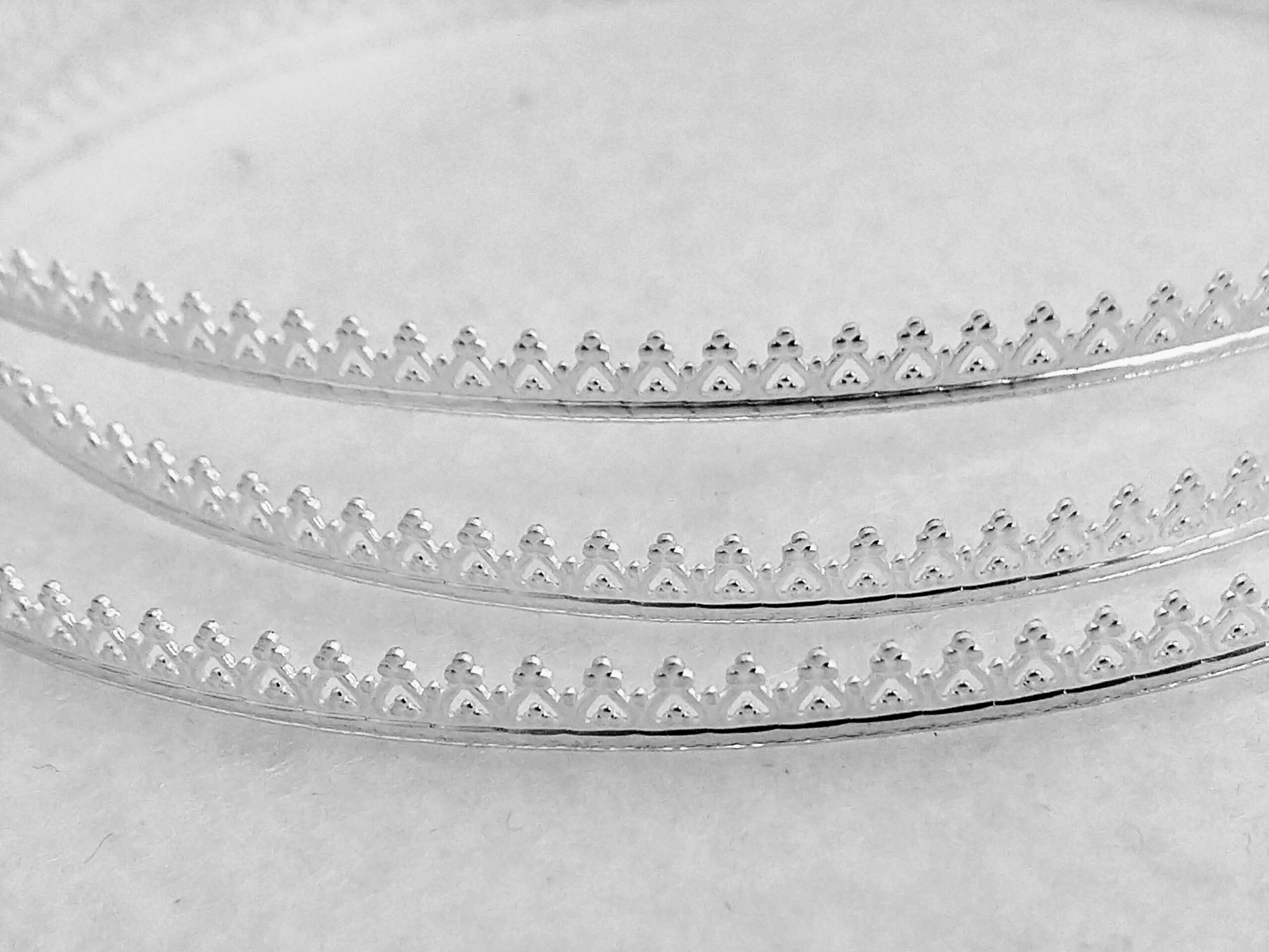 Sterling Silver Hearts Gallery Wire - Santa Fe Jewelers Supply : Santa Fe  Jewelers Supply