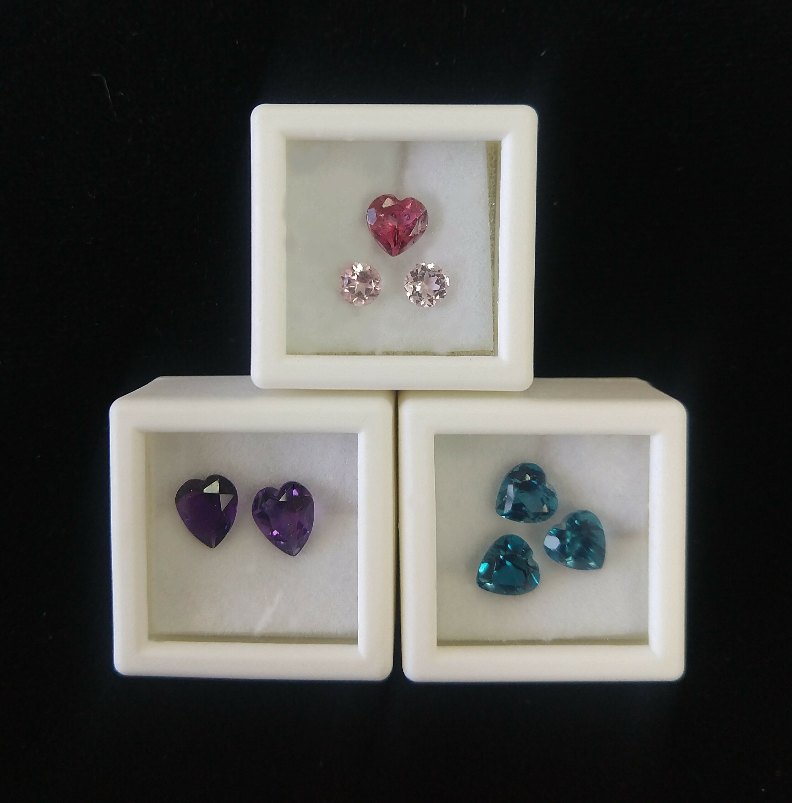 Heart shaped gemstones